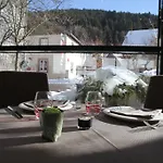 Hotel-restaurant Du Val Joli 3*