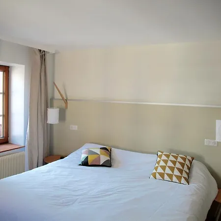 فندق Hotel-restaurant Du Val Joli