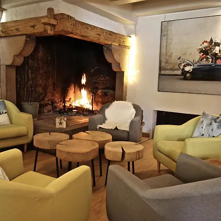 Hotel-restaurant Du Val Joli فندق