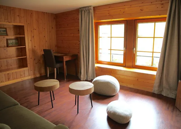 酒店 Hotel-restaurant Du Val Joli 3*