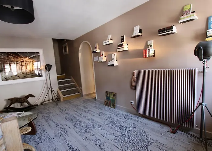 Hotel-restaurant Du Val Joli 3* 勒瓦伦丁