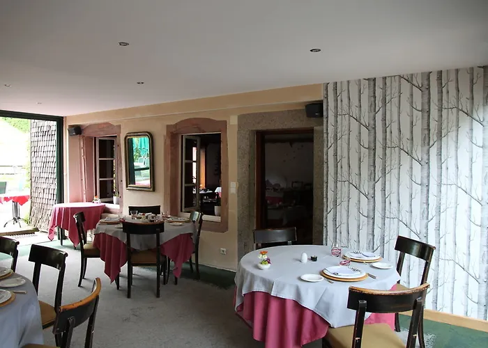 Hotel-restaurant Du Val Joli 3*